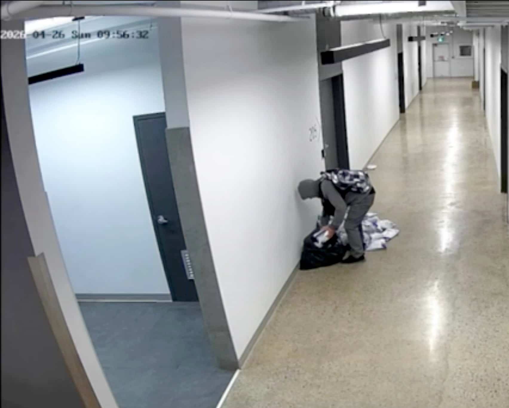 Une entreprise québécoise ciblée par un vol de sous-vêtements d’une valeur de 15 000$