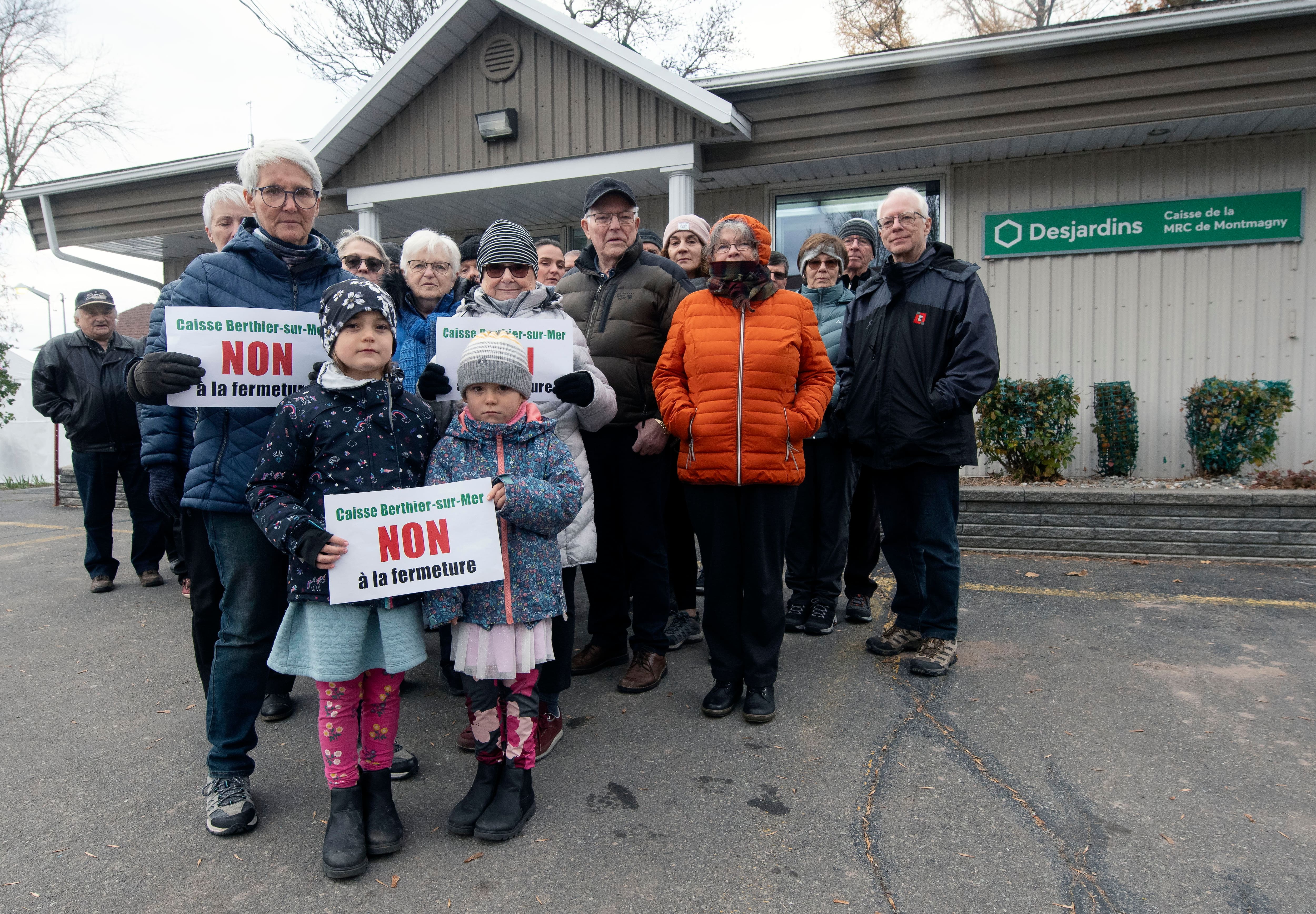 Le petit village qui se bat contre Desjardins