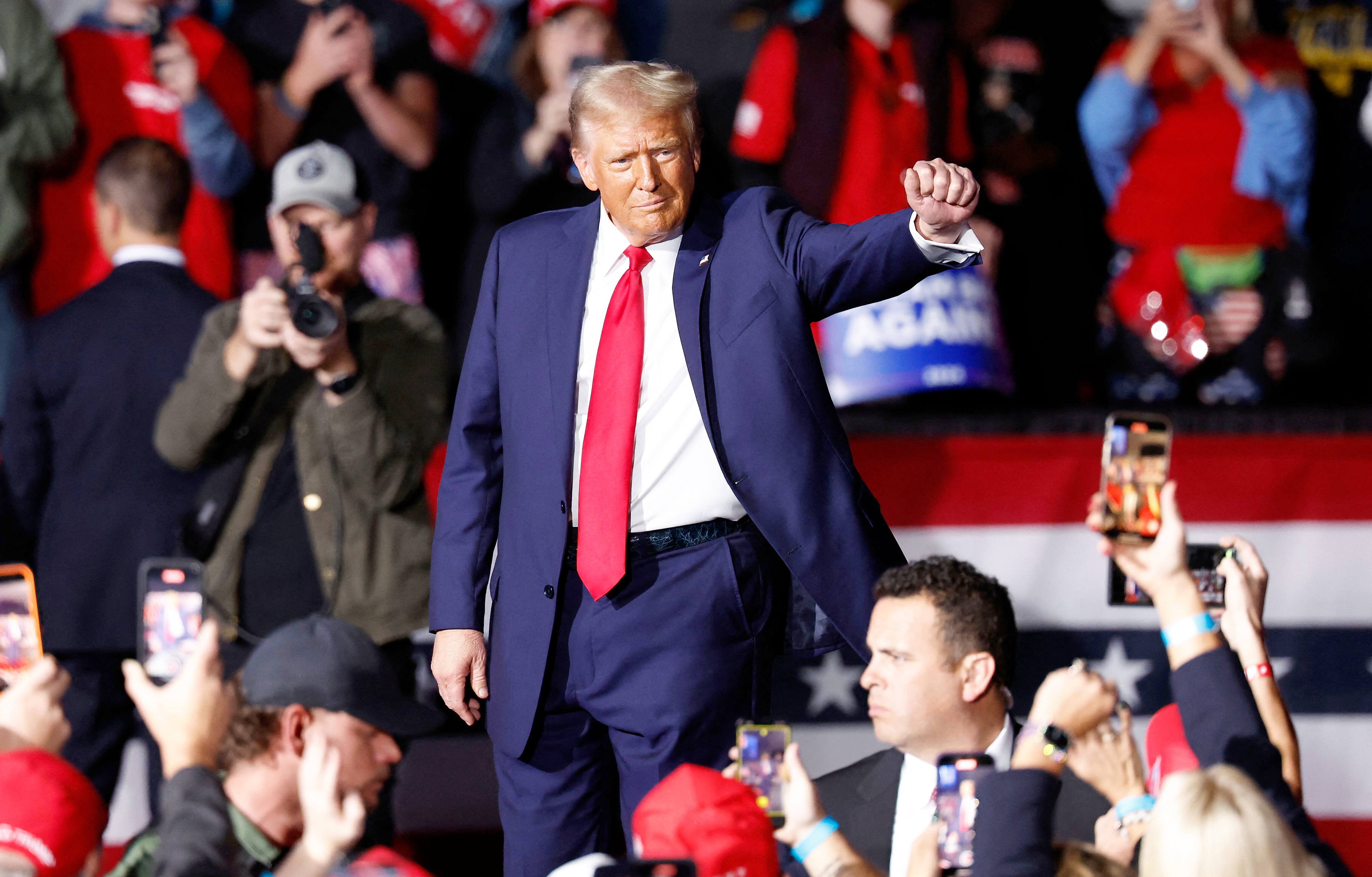 D&eacute;complex&eacute;, tumultueux et vengeur: &agrave; quoi s&rsquo;attendre du 2e mandat pr&eacute;sidentiel de Donald Trump?