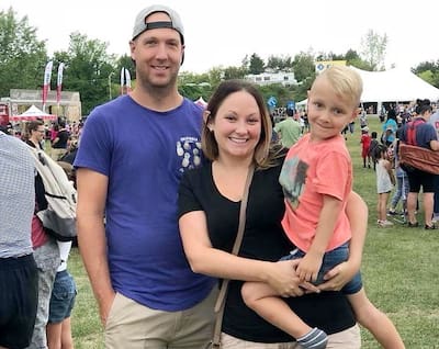 padres fallecidos en accidente de moto de nieve