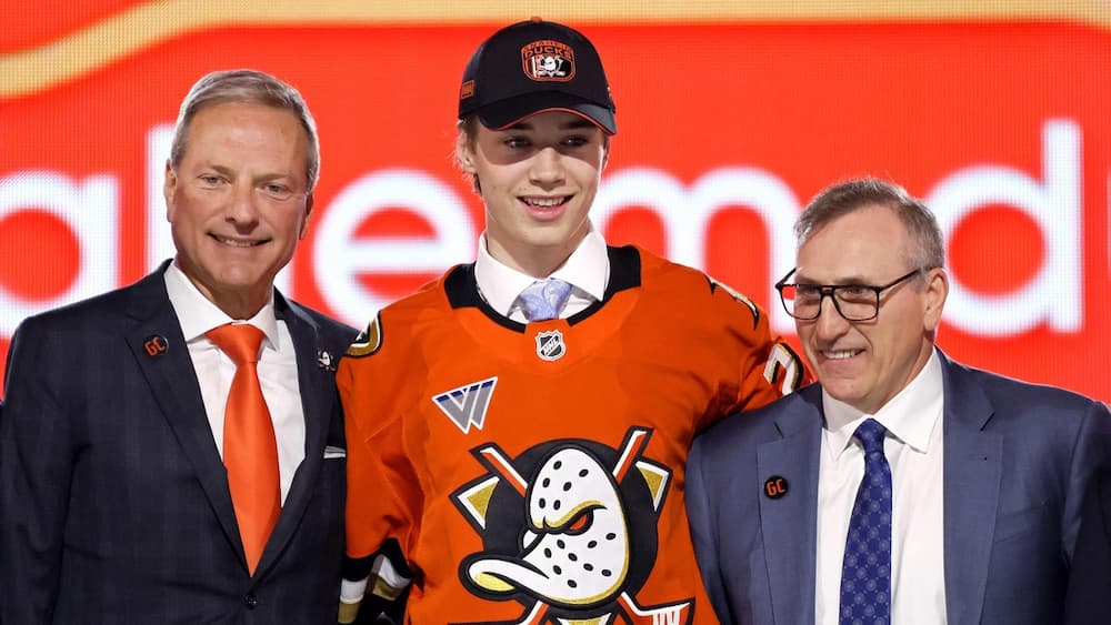 Repêchage de 2024 : les Ducks ont beaucoup hésité à prendre Ivan Demidov
