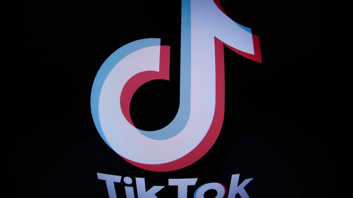 Il Regno Unito vieta TikTok “con effetto immediato” alle agenzie governative Il Regno Unito vieta TikTok “con effetto immediato” alle agenzie governative