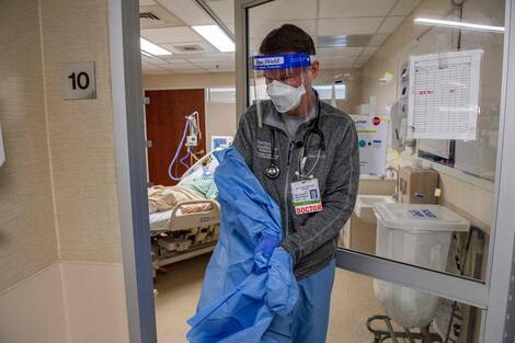 US-HEALTH-VIRUS-ICU .virus US-HEALTH-VIRUS-ICU .virus