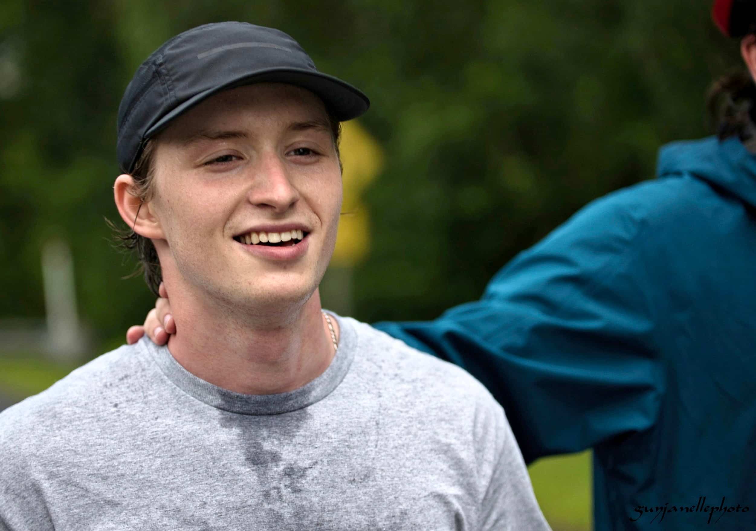 Il court 100 km pour honorer son père et amasser des fonds pour la