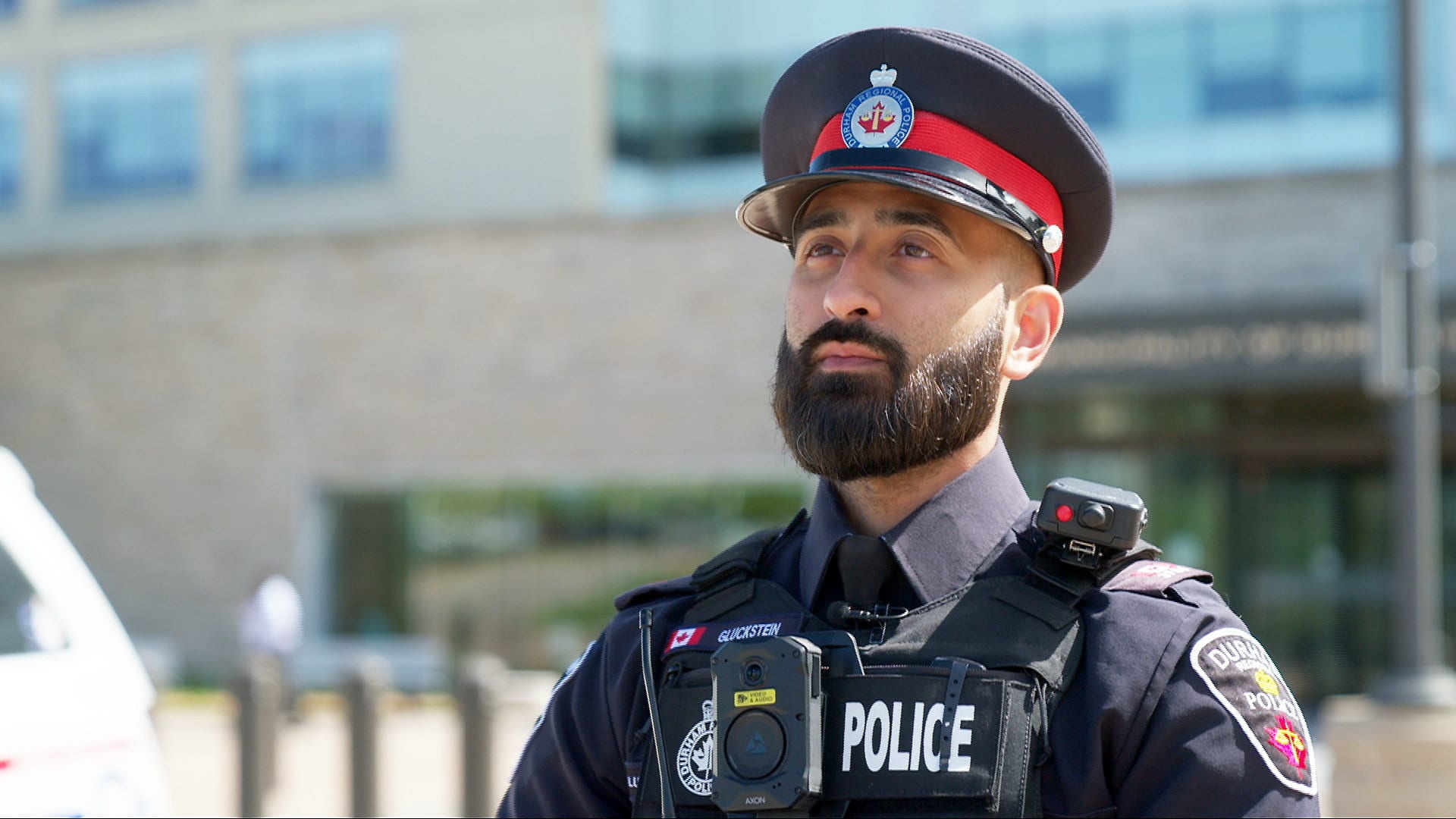 Des fraudeurs auraient quitté le pays après avoir arnaqué des Québécois qui vendaient leur véhicule usagé