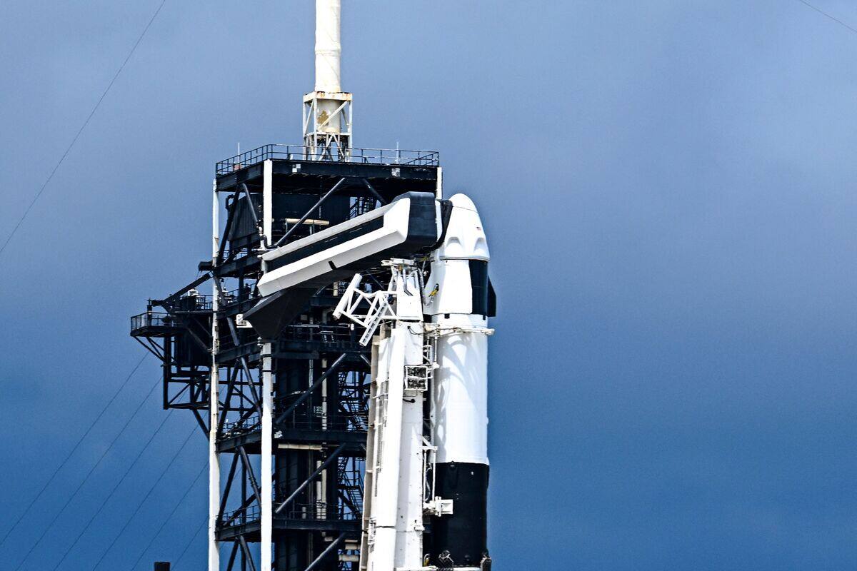 Premi&egrave;re sortie extrav&eacute;hiculaire priv&eacute;e: SpaceX reporte la mission &agrave; cause d'une fuite d'h&eacute;lium