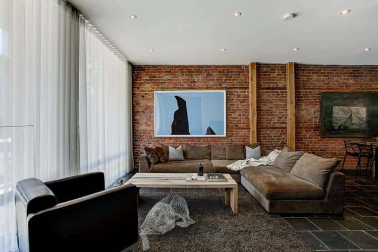 Une maison avec trois terrasses sur Le Plateau 