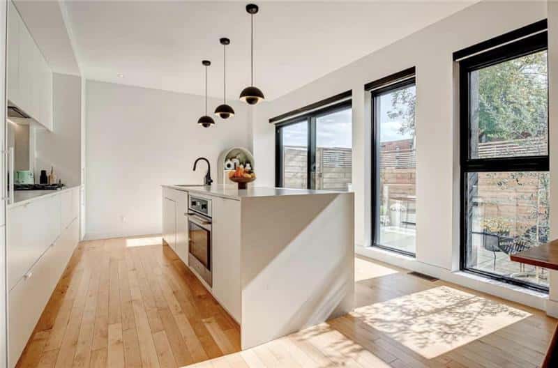 L&rsquo;influenceuse Lysandre Nadeau a pay&eacute; un peu plus d&rsquo;un million pour son nouveau logis