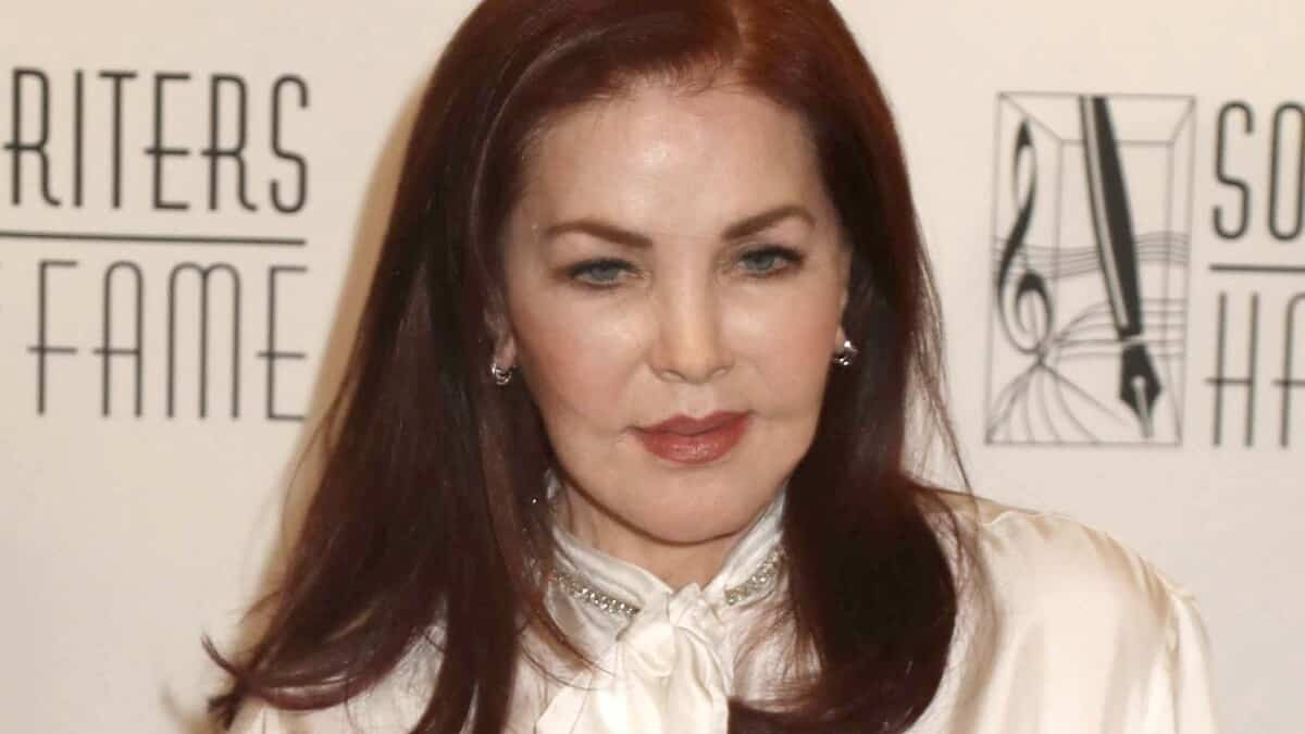 Priscilla Presley: Robert Kardashian Asked Me to Marry Him Priscilla Presley: Robert Kardashian Asked Me to Marry Him