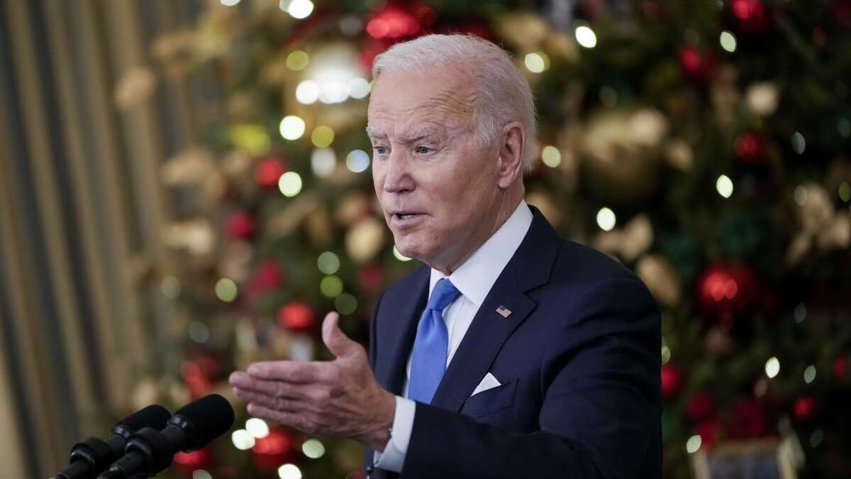 Pas de raison de «paniquer», «nous sommes prêts», assure Biden