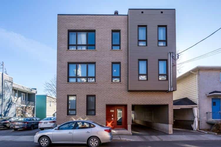 Un condo avec terrasse sur le toit à Québec