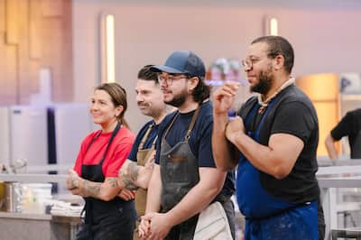 «24 en 24», Épisode 7. Fanny, Guillaume, Maxime et Gilles ont remporté le premier défi en équipe.
Crédit: Priscilla Piccoli