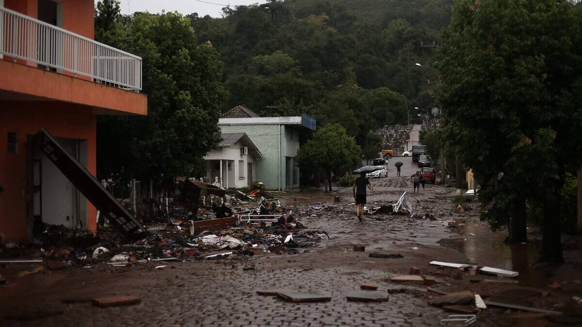 Au moins dix morts et 21 disparus: le bilan des intempéries ne cesse de s'aggraver au Brésil
