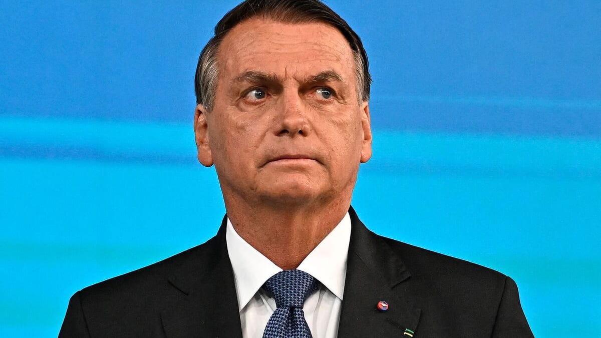 L'état de santé de Bolsonaro s'améliore mais pas de sortie d'hôpital en vue