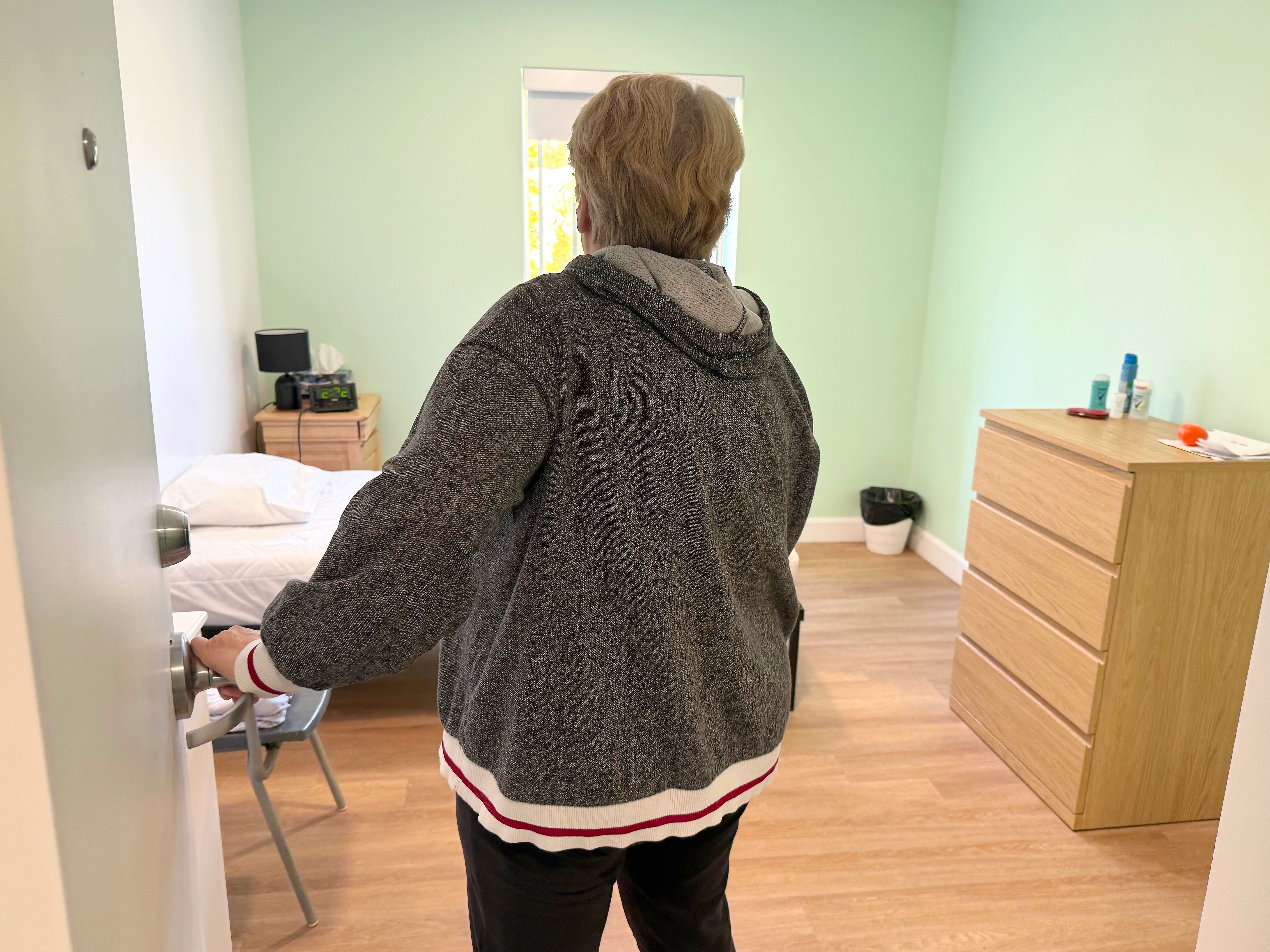 «Je ne peux pas dormir dehors»: une nouvelle résidence pour femmes sans domicile est déjà pleine à craquer