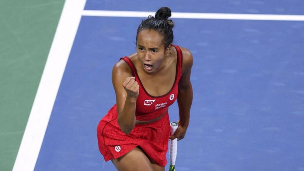 US Open: Leylah Fernandez offre tout un spectacle contre la numéro 1 mondiale, Aryna Sabalenka, mais ne réussit pas à recréer la magie de 2021