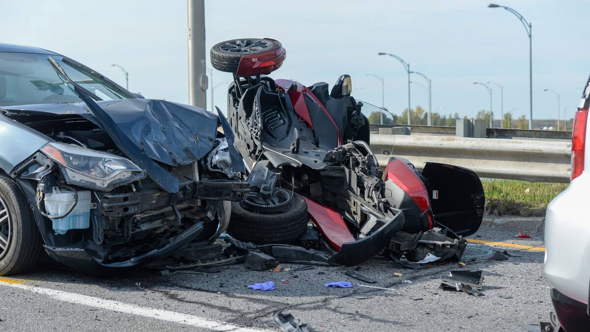 Trois motocyclistes décédés en une journée: un appel à la vigilance est lancé