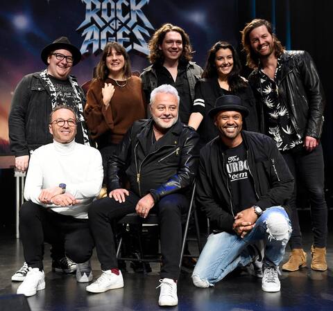 Dévoilement du spectacle en résidence qui sera présenté au Capitole de Québec à l'été 2022, Rock of Ages, le mercredi 3 novembre 2021. Sur la photo, on voit Tommy Joubert, Lunou Zucchini, Jordan Donoghue, Joëlle Lanctôt, Rémi Chassé, Manuel Tadros et Steve Bolton, chorégraphe.