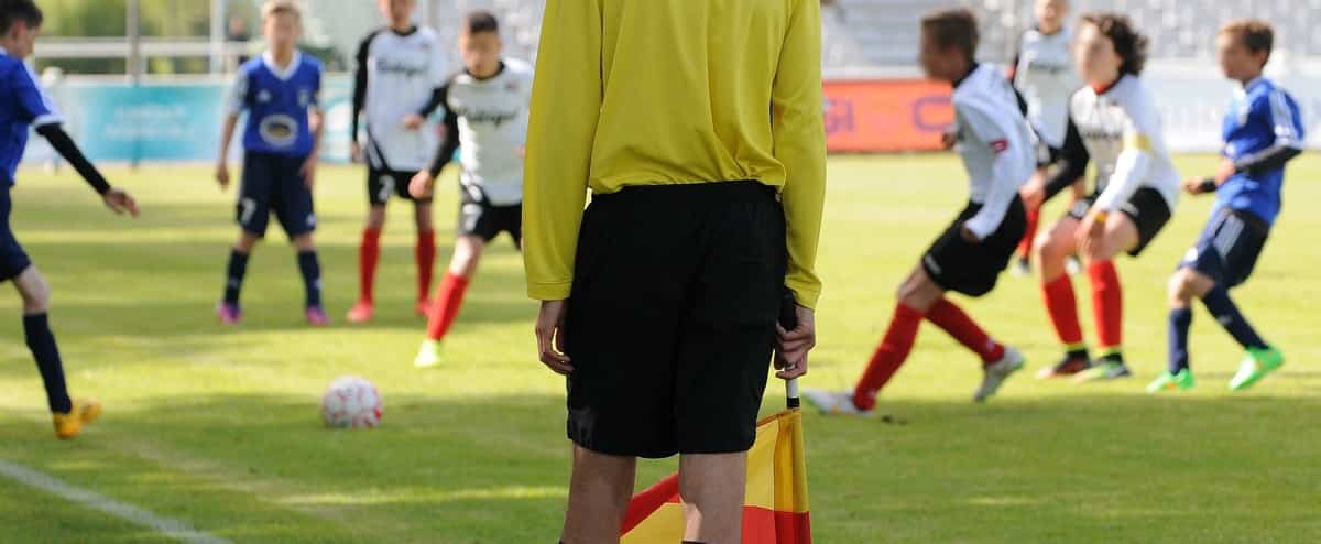 Sport étudiant: attendez-vous à des matchs sans arbitres pour vos enfants