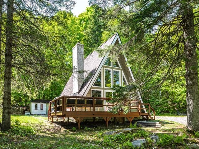 Un chalet «A-Frame» à vendre à Morin-Heights