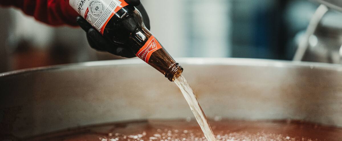 Budweiser en amour avec la sauce tomate québécoise