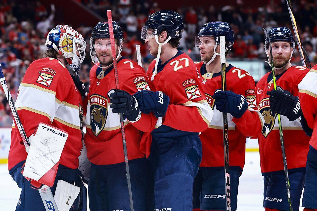 Le bras droit du propri&eacute;taire des Panthers suspendu apr&egrave;s avoir perdu la carte sur les r&eacute;seaux sociaux