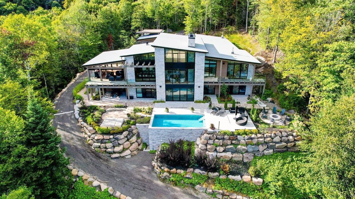Transaction de la semaine: un domaine des Laurentides, avec héliport privé, s'envole pour 8,5M$