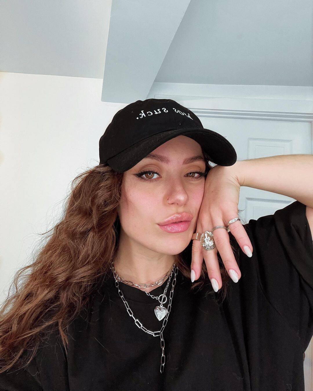 9 couleurs de vernis à ongles tendance en 2022