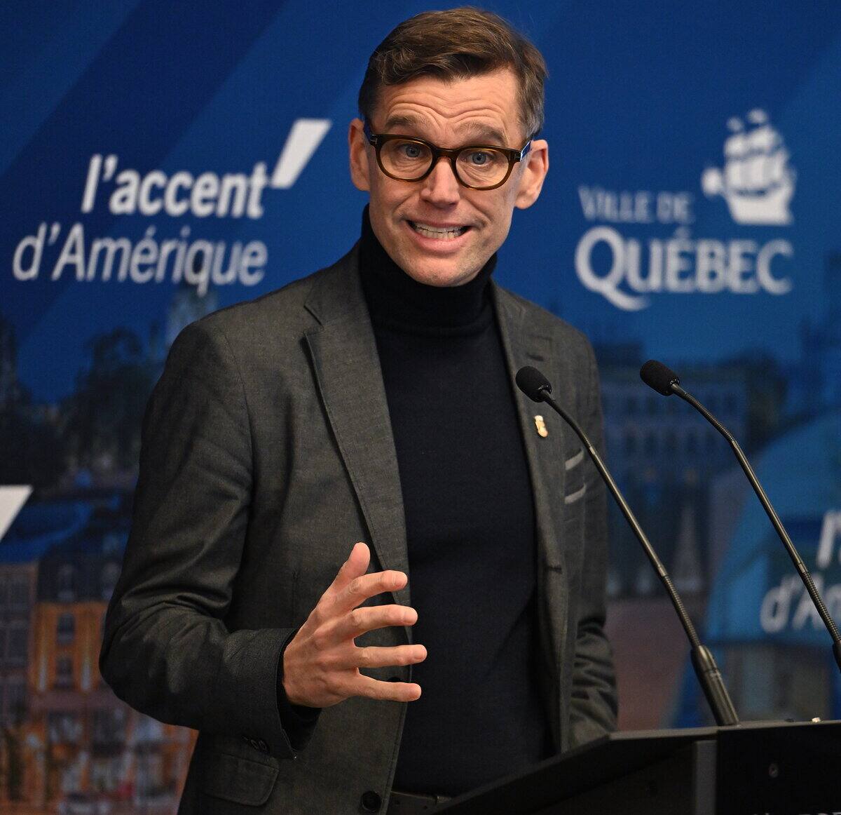 Sam Hamad à la mairie de Québec?: Bruno Marchand craint un «retour en ...