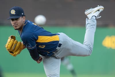 Miguel Cienfuegos, à época em que retratou as cores das capitais de Quebec, em 2022.