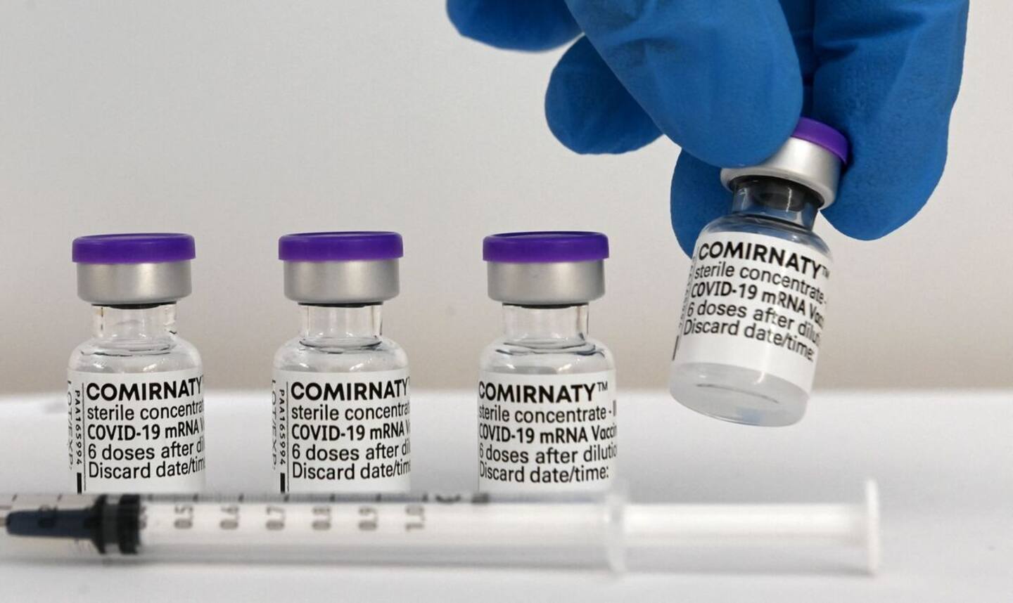 Pfizer va vendre près de 500 vaccins et médicaments à prix coûtant aux pays les plus pauvres Pfizer va vendre près de 500 vaccins et médicaments à prix coûtant aux pays les plus pauvres