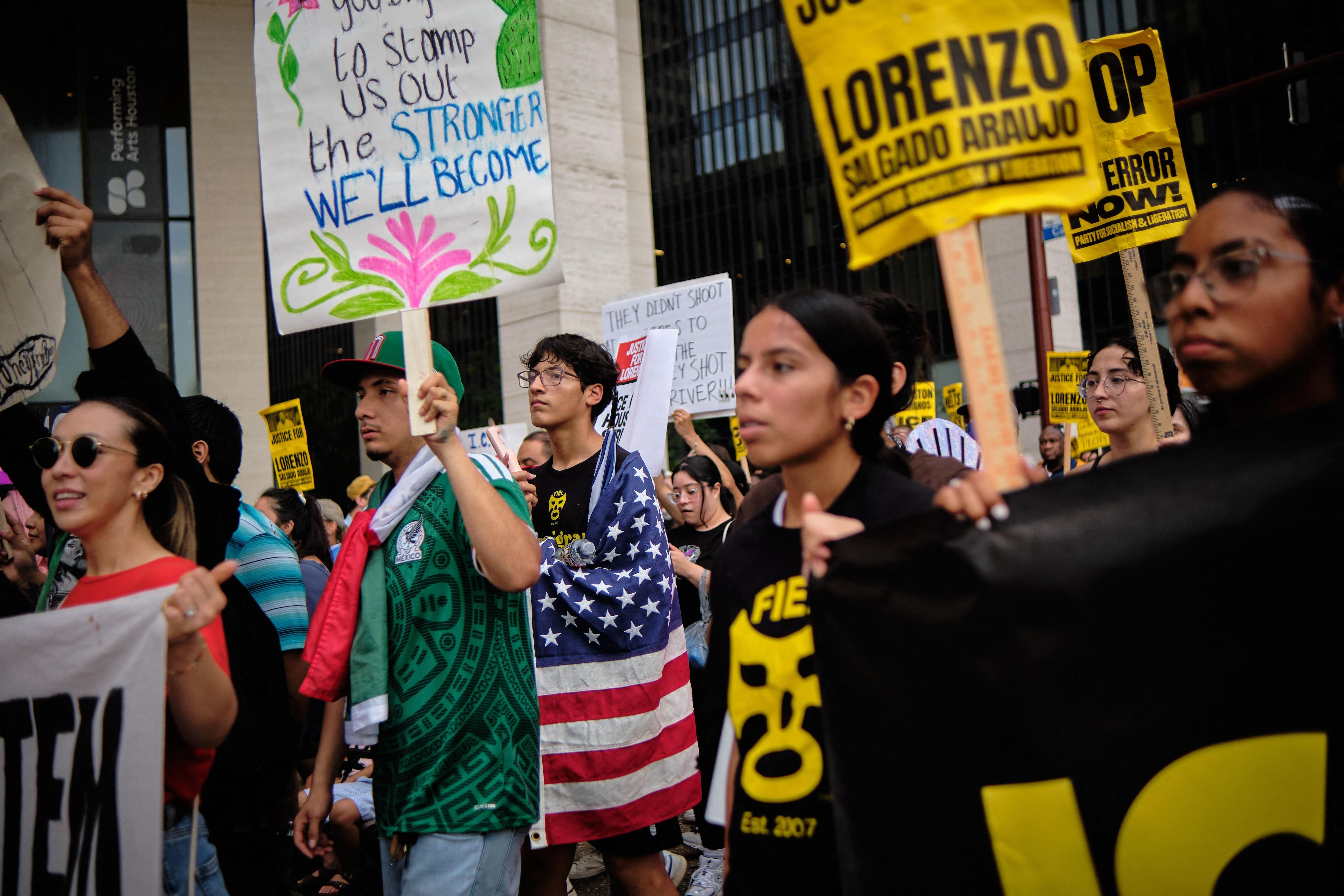 Colombian killed during ICE operation in Maine: “People are very angry, they are done being polite and accepting,” says former mayor