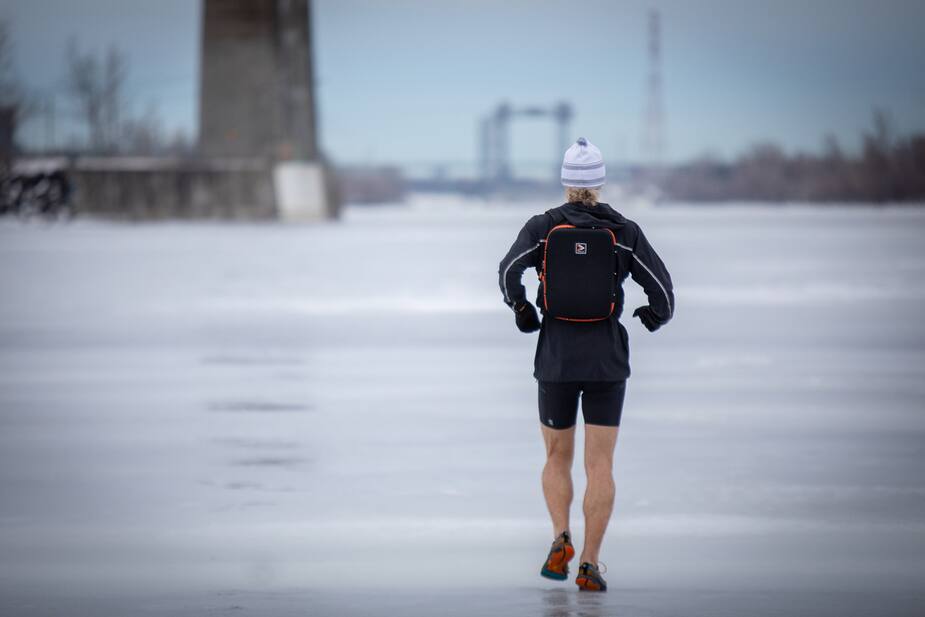 Image principale de l'article Traverser le fleuve à la course