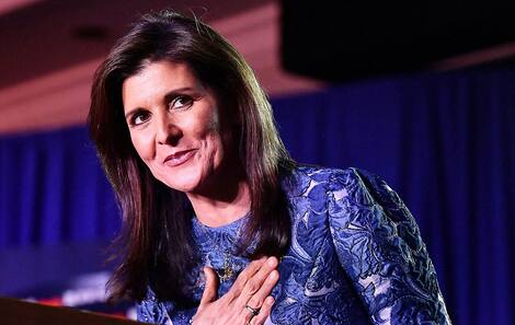 Amerikan-Siyaset-Oy-Haley Eski BM Büyükelçisi Nikki Haley, yenilgisinin ardından Concord'daki destekçilerine hararetli bir konuşma yaptı.