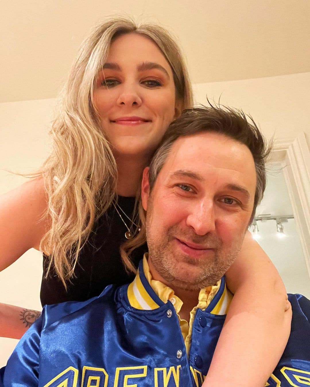 Victoria Charlton annonce ses fiançailles!