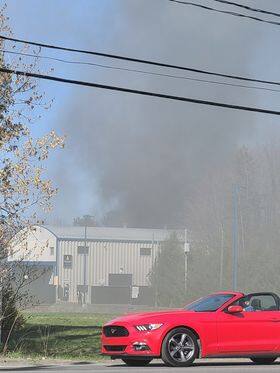 600 personnes confinées suite à l’incendie d’une usine de recyclage à
