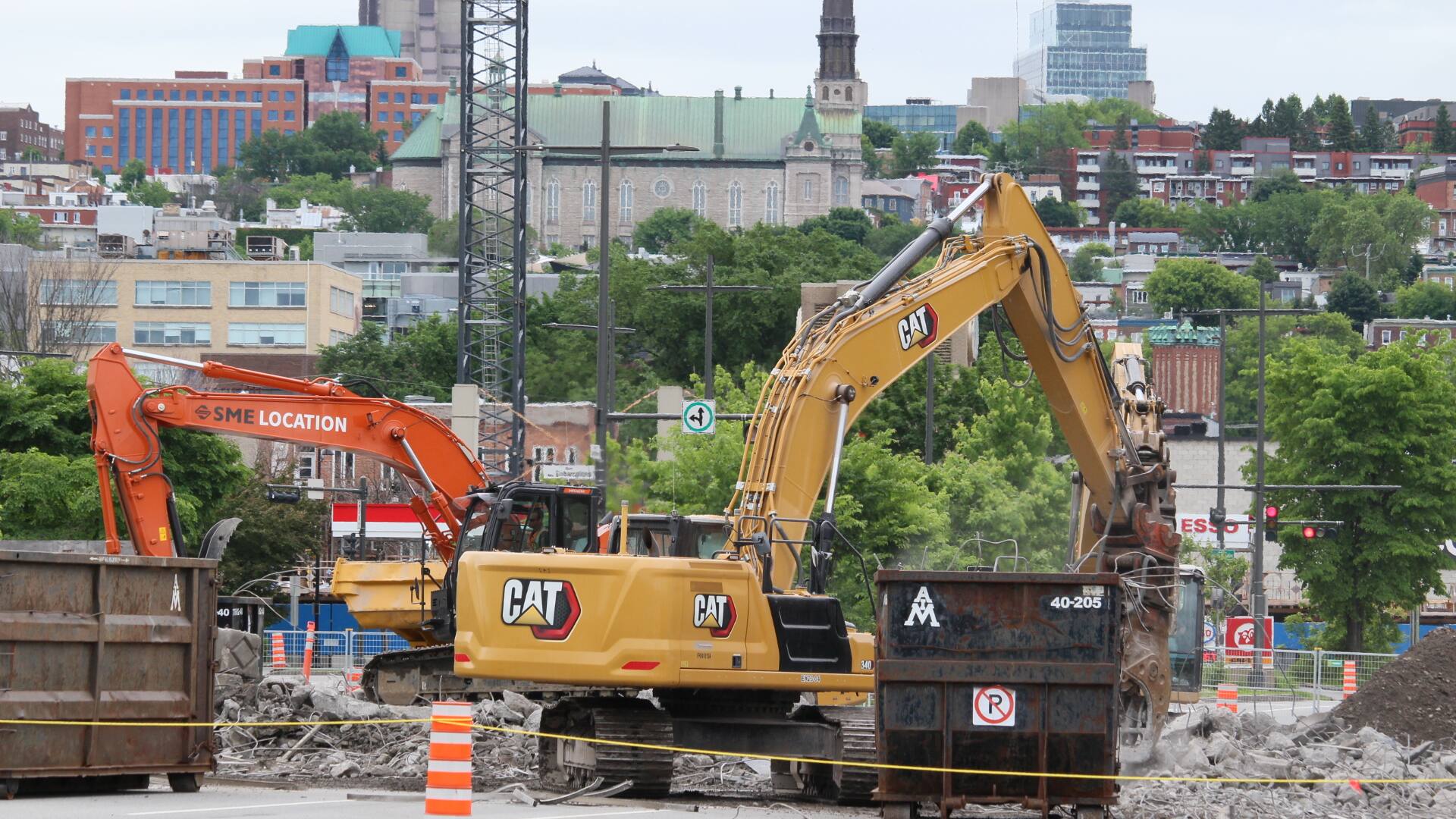 Démolition de la passerelle Adrien-Pouliot: l'autoroute Laurentienne fermée jusqu'à lundi à Québec