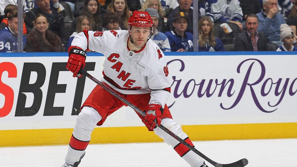 Une offre dans les 9 chiffres, Rantanen indécis