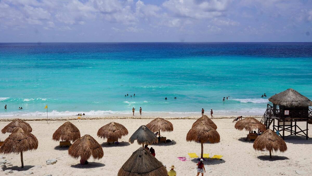 Cancún: un garçon de 12 ans tué par des tireurs en motomarine