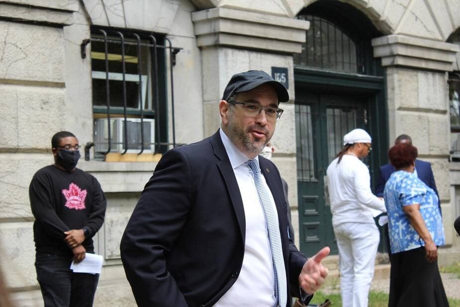 Lionel Perez, chef d'Ensemble Montréal