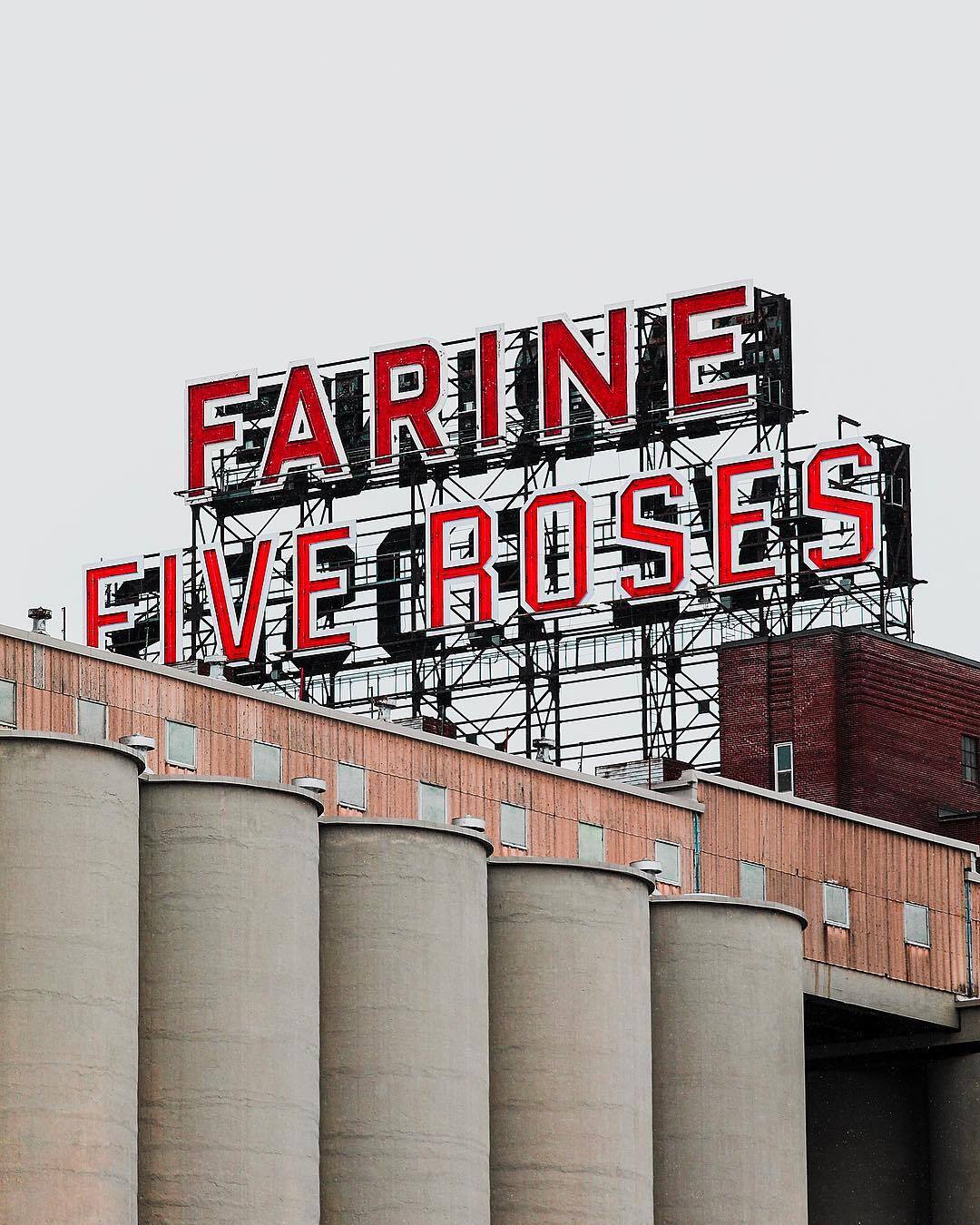 L’enseigne iconique Five Roses change de look