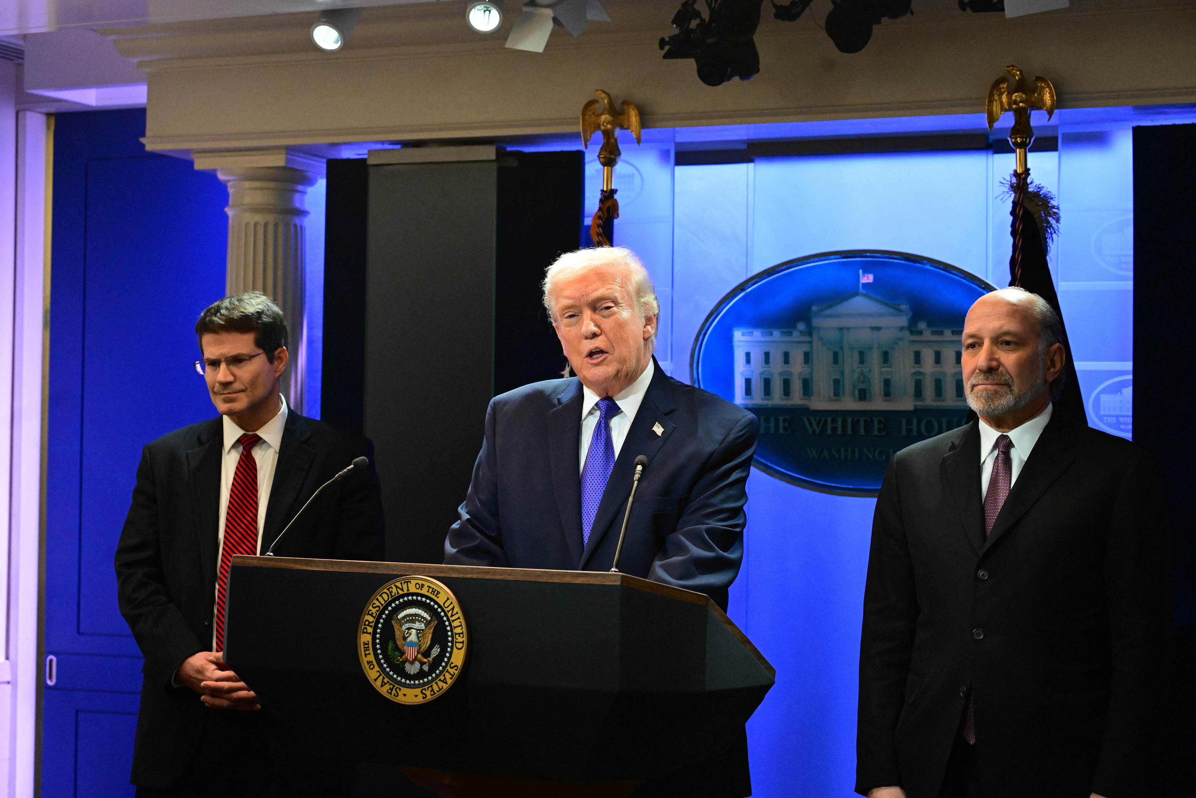 Les nouveaux droits de douane mondiaux voulus par Trump entrent en vigueur