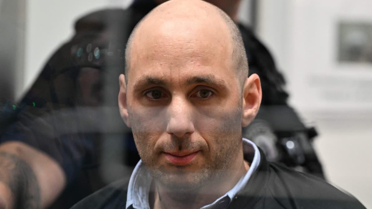Cédric Jubillar confesses to the murder of his wife, six years after her disappearance in France Cédric Jubillar confesses to the murder of his wife, six years after her disappearance in France
