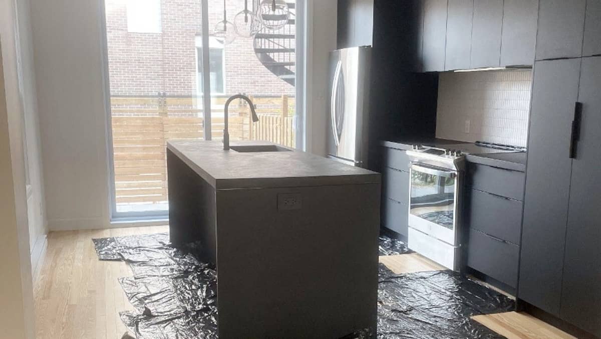 Votre cuisine de rêve pour aussi peu de 5 000 $ (et ce que vous pourriez faire si vous aviez plus!)