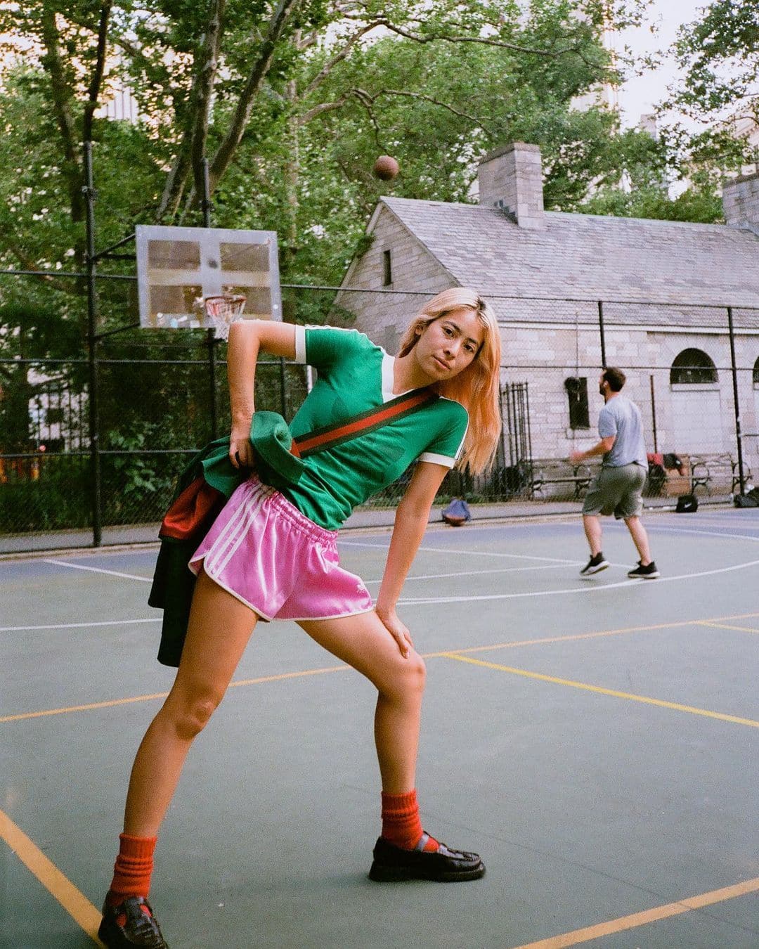 On porte des shorts de sport en nylon cet été