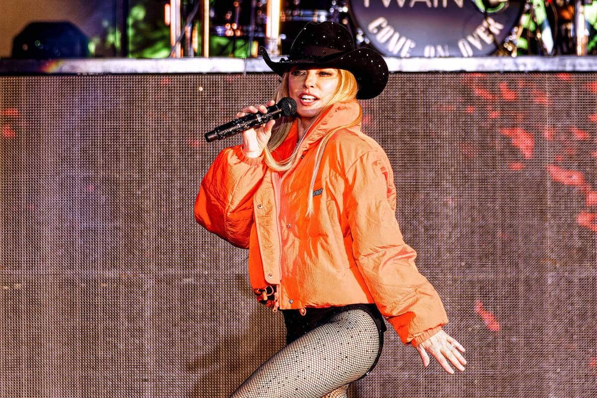 Festival d&rsquo;&eacute;t&eacute; de Qu&eacute;bec: t&ecirc;te d&rsquo;affiche &agrave; Ottawa, Shania Twain se rapproche des plaines d&rsquo;Abraham