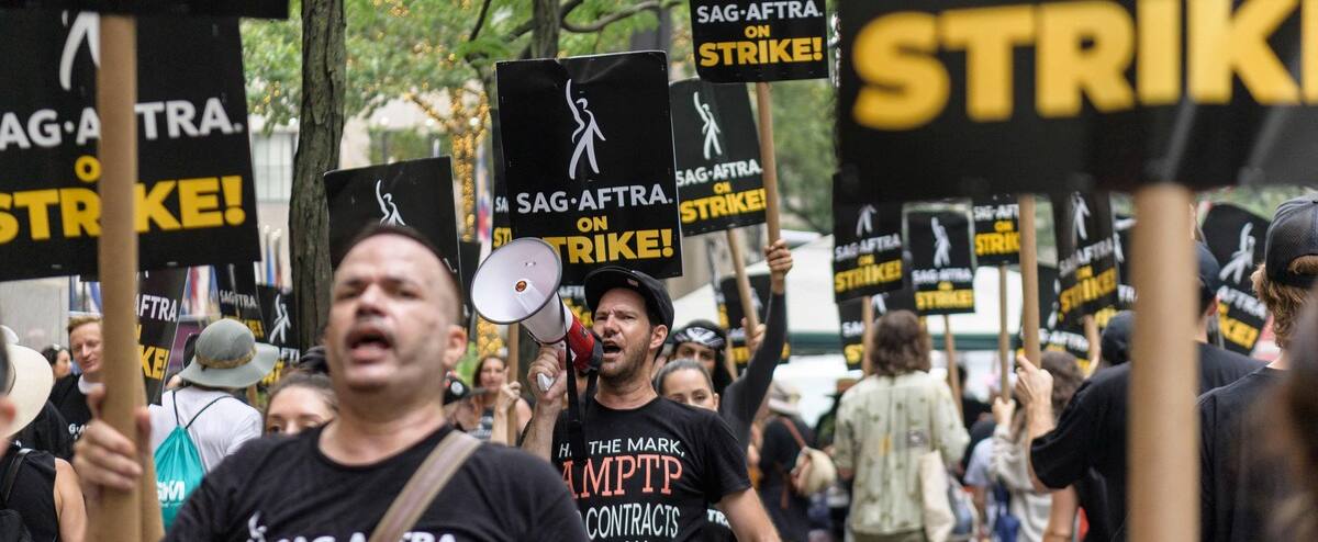 À Hollywood, les scénaristes peuvent reprendre le travail