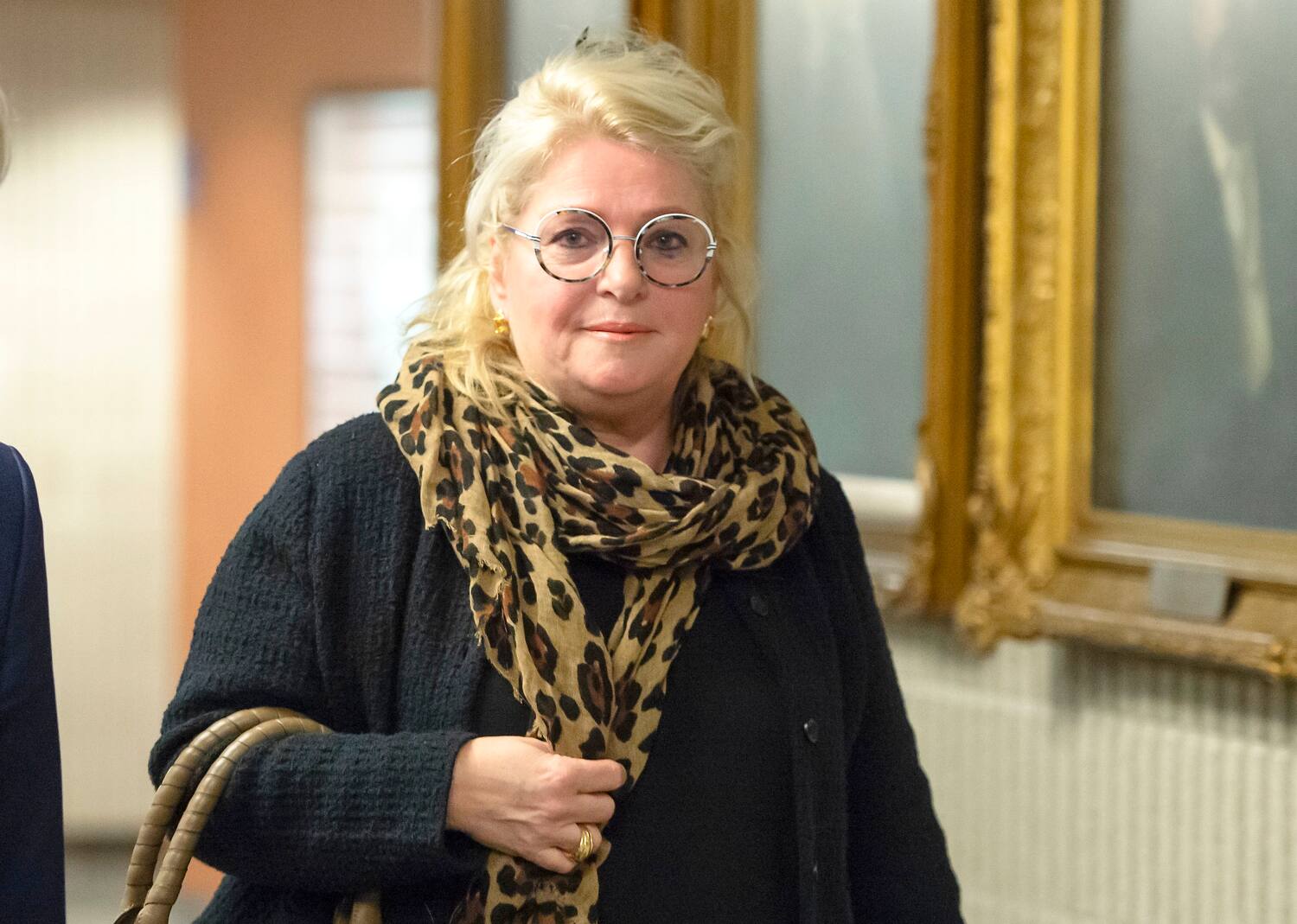 «Faire des compliments, ce n'est pas illégal»: la sœur de Gilbert Rozon ...