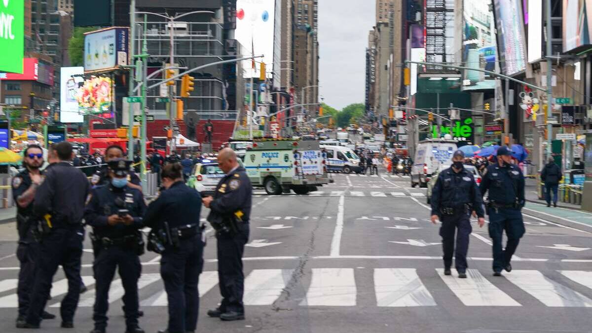 Fusillade à Times Square un enfant de quatre ans blessé TVA Nouvelles