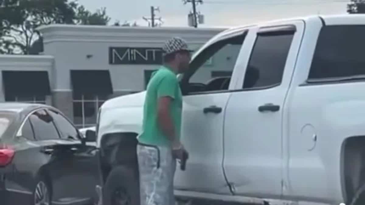 Rage au volant: un homme tué après avoir visé un conducteur avec son arme à feu